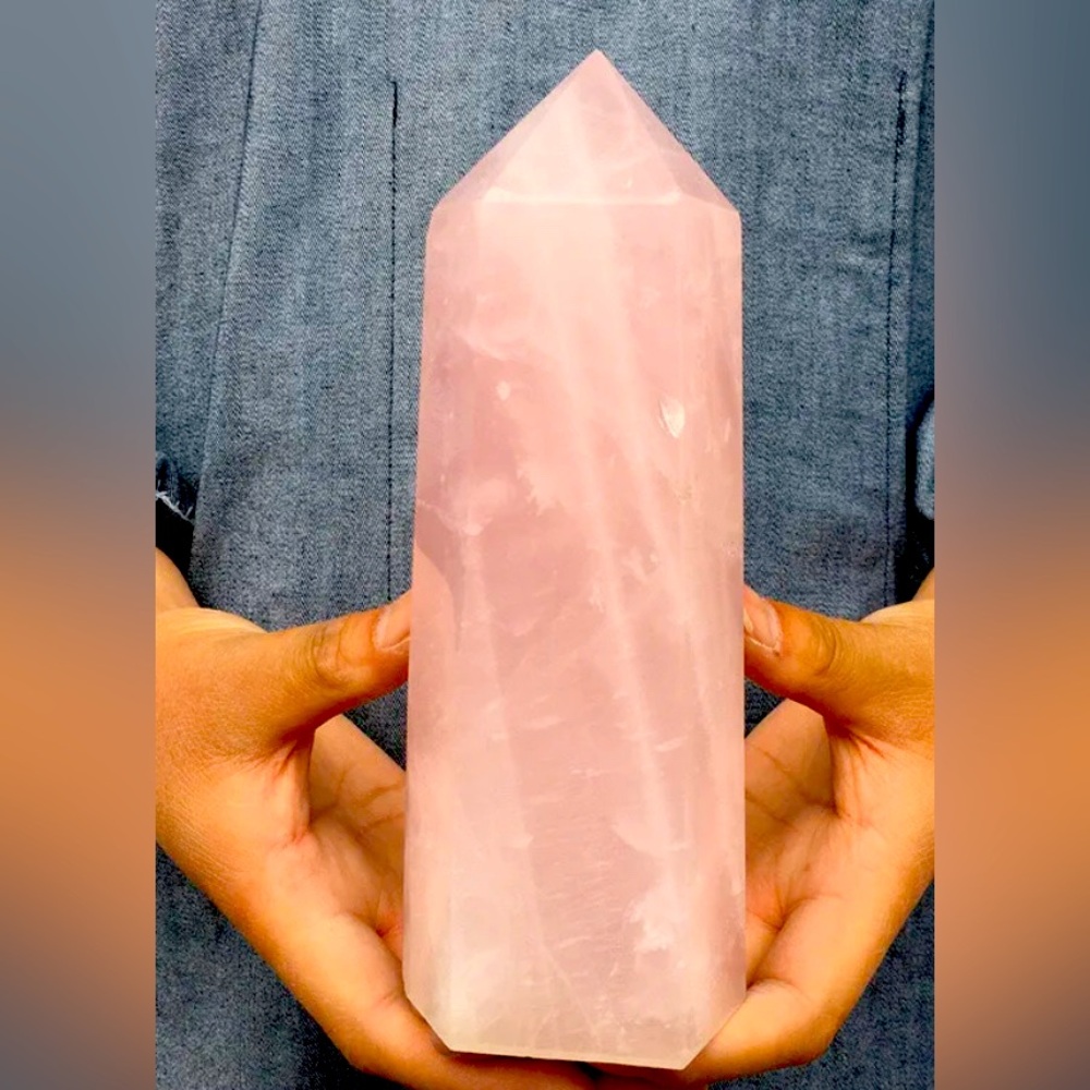 2.75 lb massive rose quartz AAA grade